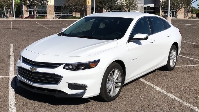 Chevrolet Malibu available to rent in Curaçao